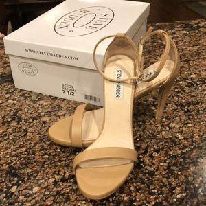 Steve Madden Nude Heels